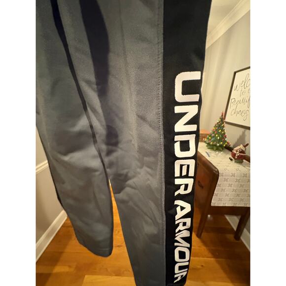 Under Armour Youth Track Pants – Gray/Black – Size 4 - Picture 6 of 7
